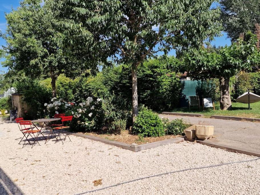 St Remy De Provence, La Maison Du Berger Saint-Andiol Exteriér fotografie